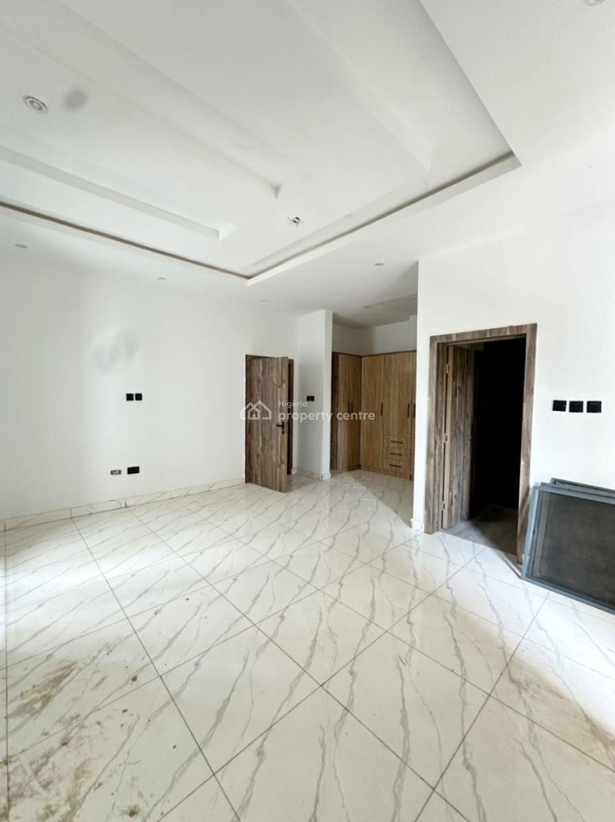 4 Bedroom Semi Detached Duplex with Bq, Ologolo, Lekki, Lagos, Semi-detached Duplex for Sale