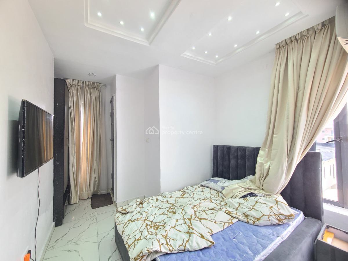 Fully Furnished 2bedroom Apartment, Ologolo, Lekki, Lagos, Flat / Apartment for Rent