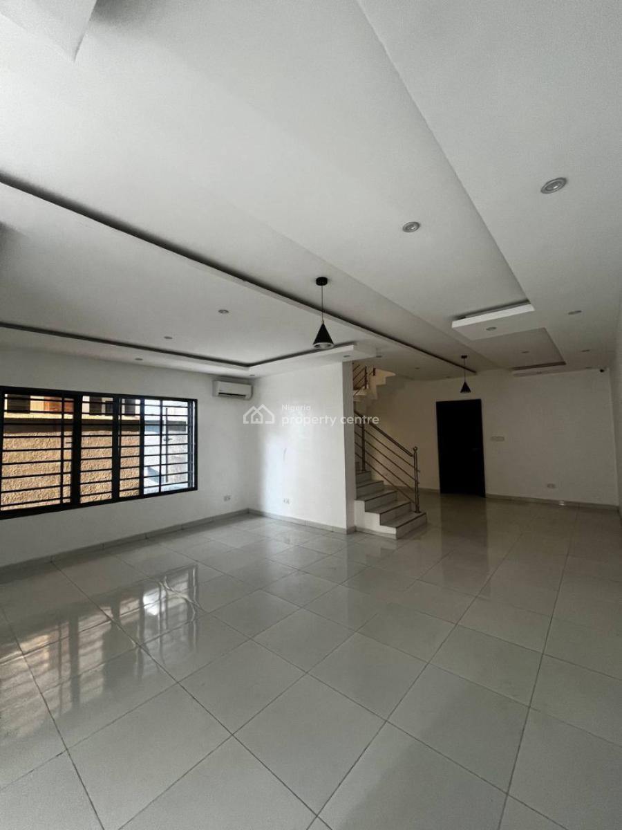 5 Bedroom Detached House, Vgc, Lekki, Lagos, Semi-detached Duplex for Sale