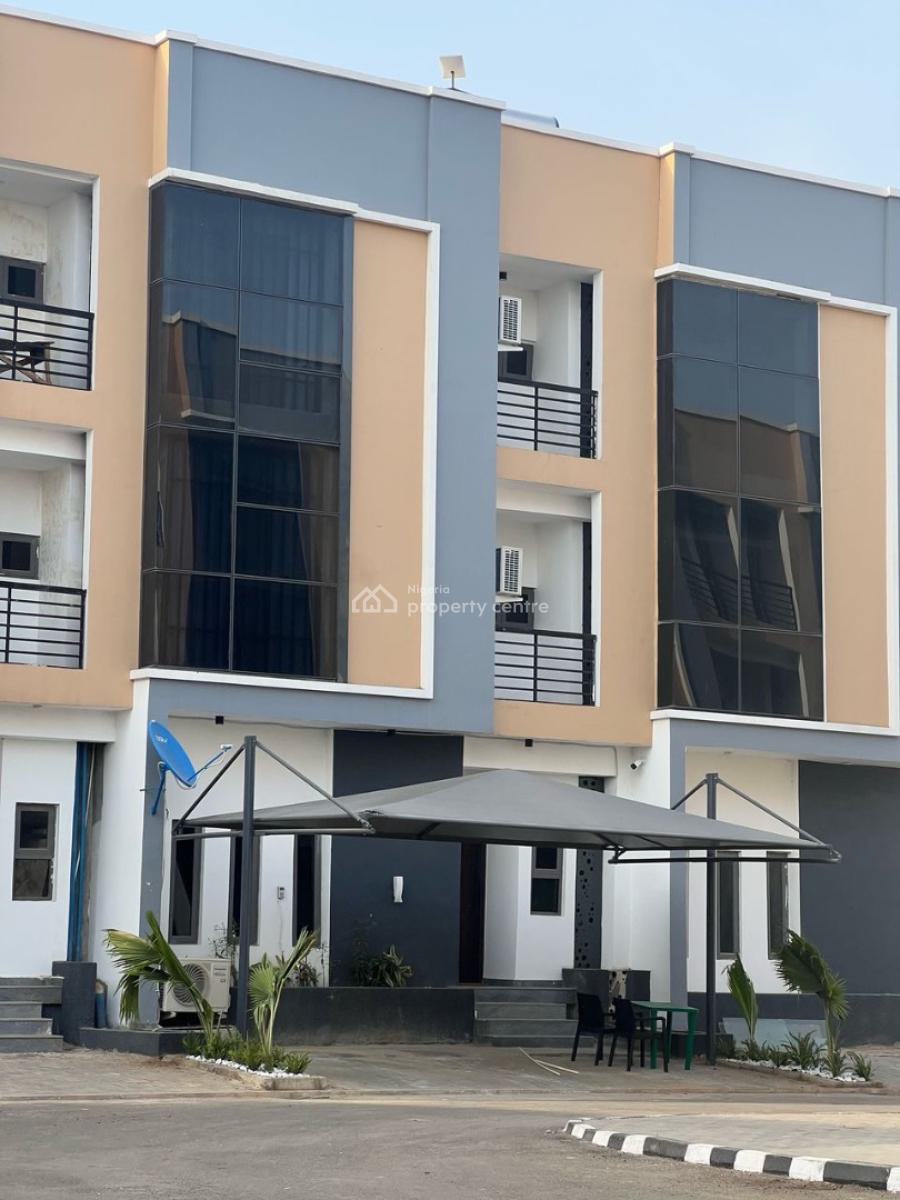 4 Bedrooms Terraced Duplex with a Room Bq, Katampe Extension, Katampe, Abuja, Terraced Duplex for Rent