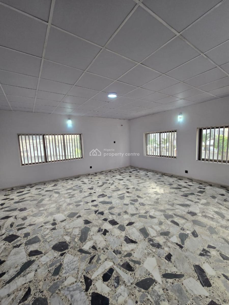 Renovated 4 Bedroom Semi Detached Duplex + Mini Flat Bq, Gra Phase 2, Magodo, Lagos, Semi-detached Duplex for Rent