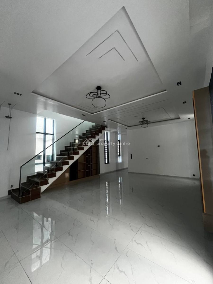 5 Bedroom  Detached House, Vgc, Lekki, Lagos, Detached Duplex for Sale