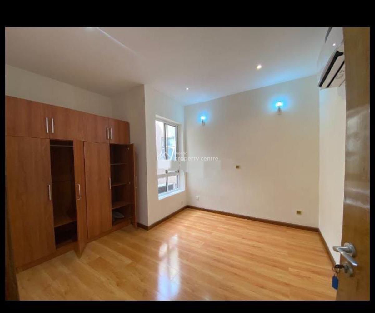 2-bedroom Flat Bqs Waterfront 2nd Floor, Banana Island, Ikoyi, Lagos, Flat / Apartment for Sale