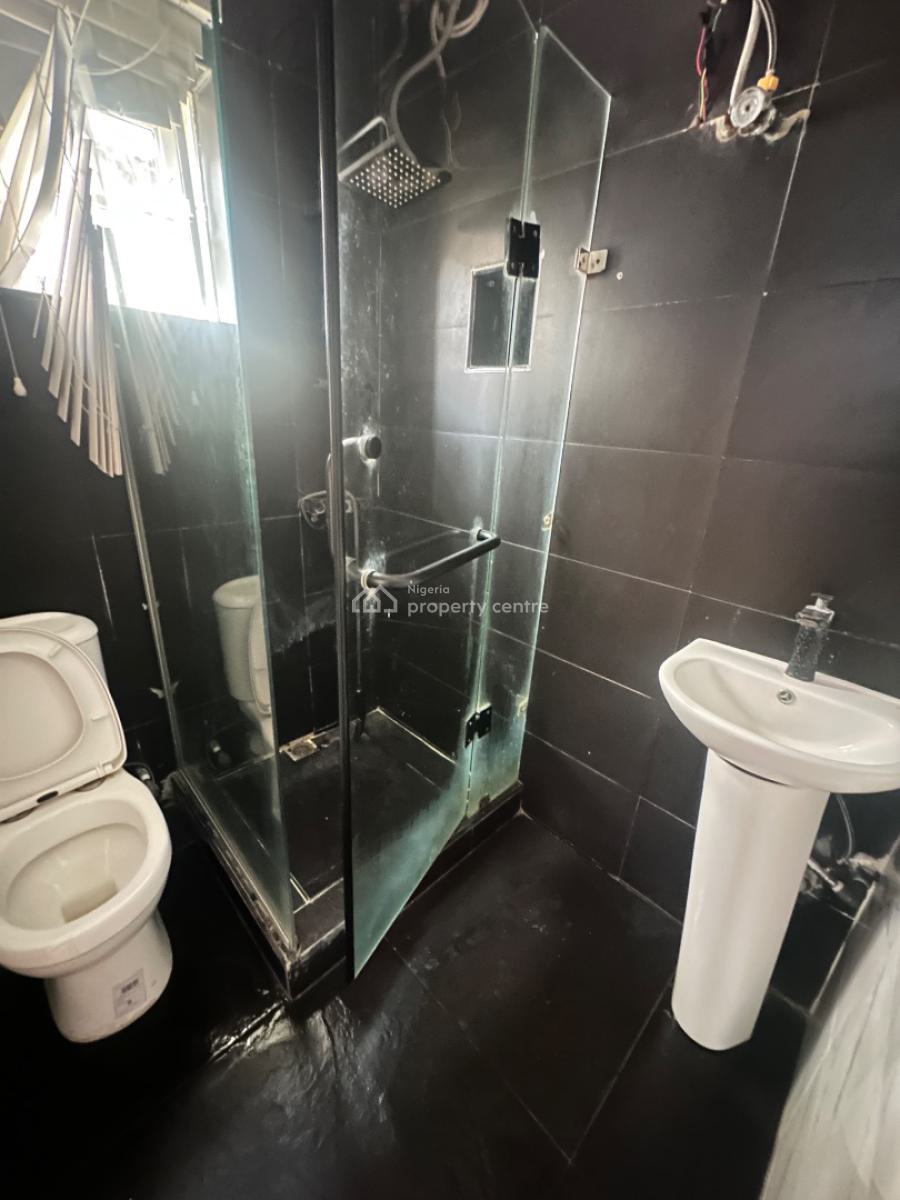 2 Bedroom Apartment, Admiralty, Lekki Phase 1, Lekki, Lagos, Flat / Apartment for Rent