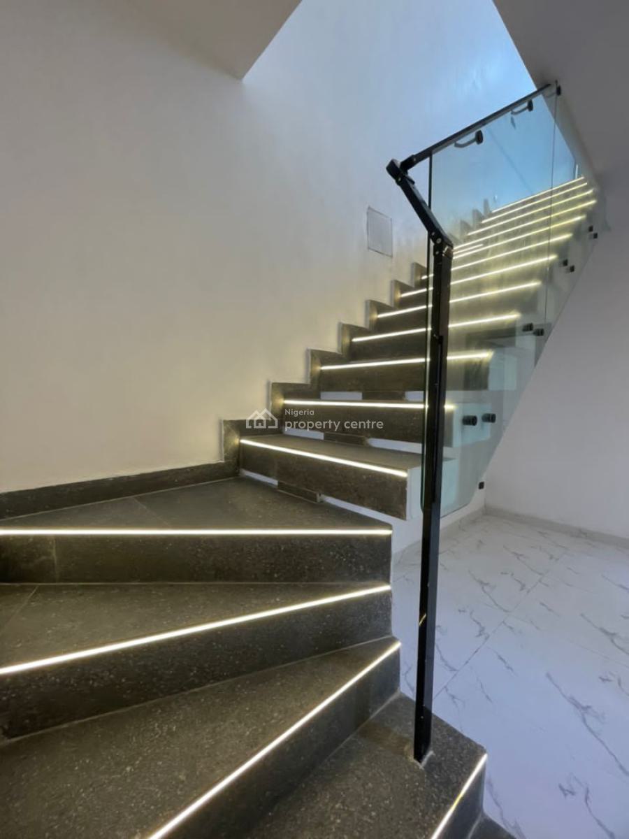 4 Bedroom Terrace Duplex with Pool and Bq, Osapa, Lekki, Lagos, Terraced Duplex for Sale