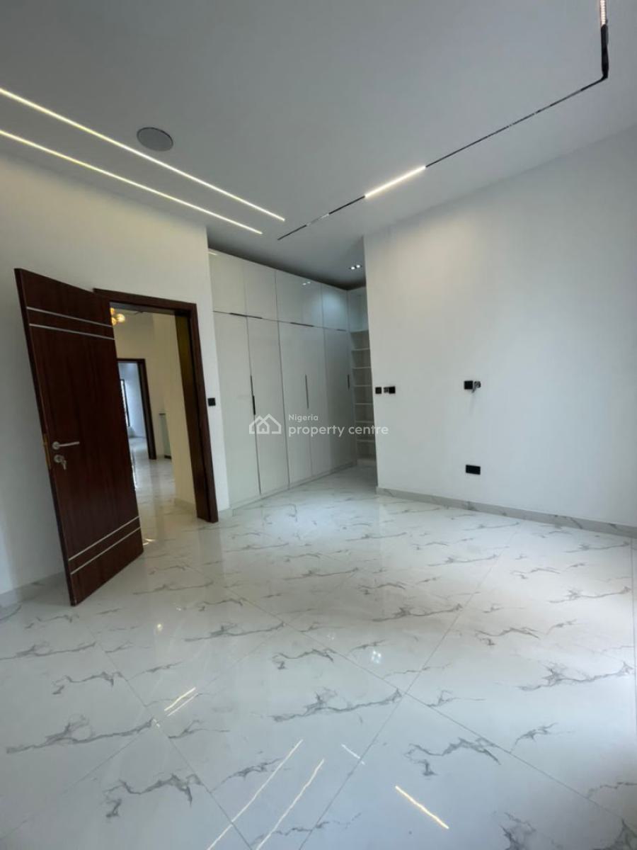 4 Bedroom Terrace Duplex with Pool and Bq, Osapa, Lekki, Lagos, Terraced Duplex for Sale