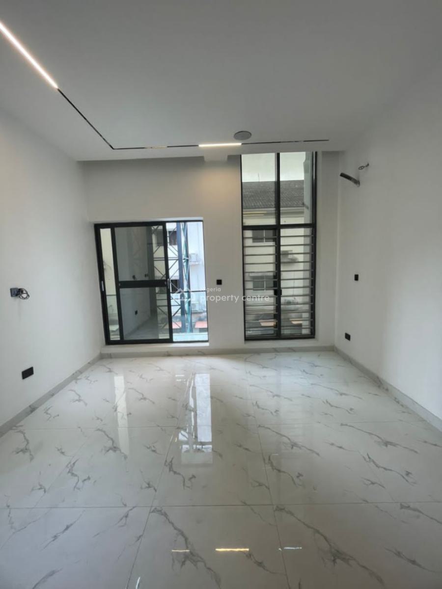 4 Bedroom Terrace Duplex with Pool and Bq, Osapa, Lekki, Lagos, Terraced Duplex for Sale