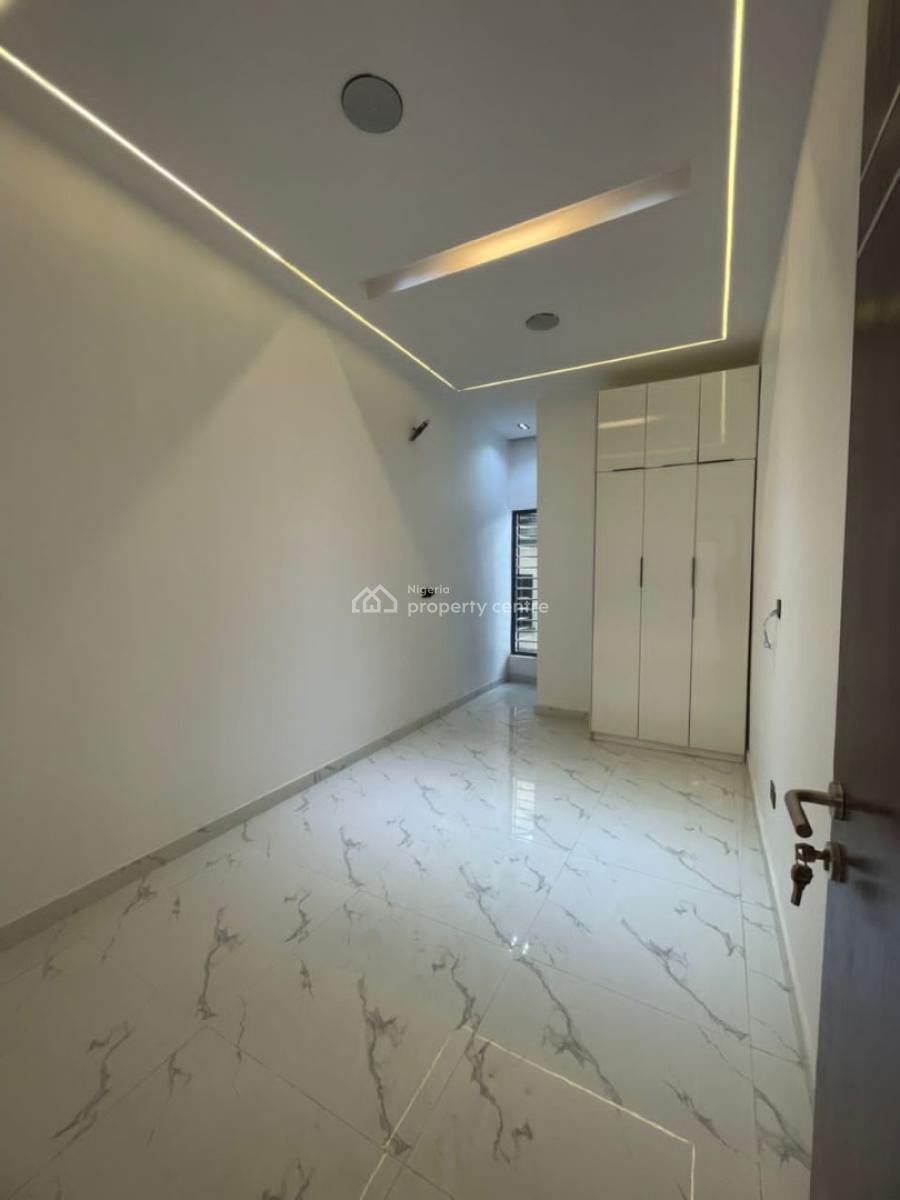 4 Bedroom Terrace Duplex with Pool and Bq, Osapa, Lekki, Lagos, Terraced Duplex for Sale