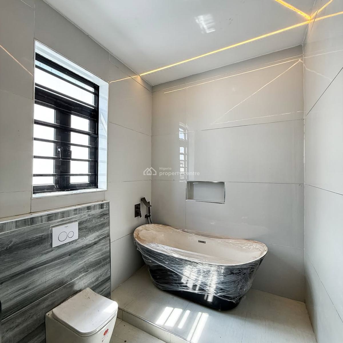 Spacious 5 Bedroom Detached Duplex, Lekki Phase 1, Lekki, Lagos, Detached Duplex for Sale