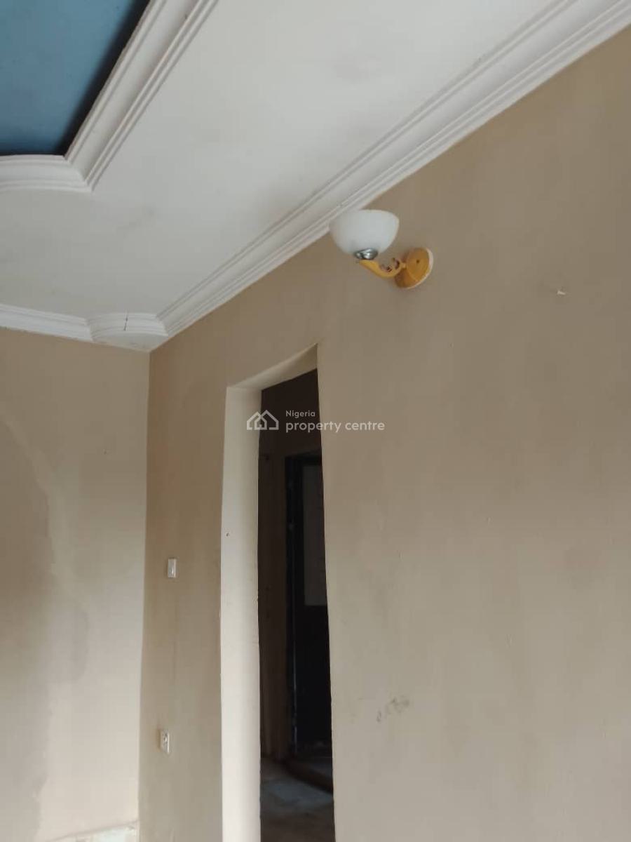 a Clean 2 Bedroom Pop, Lucky Fiber Road, Ikorodu, Lagos, Flat / Apartment for Rent