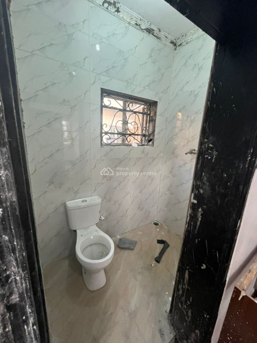 a Spacious Room Studio Apartment, Chevron Drive, Carlton Gate Estate, Megamound, Chevron, Lekki, Lagos, Self Contain (single Rooms) for Rent