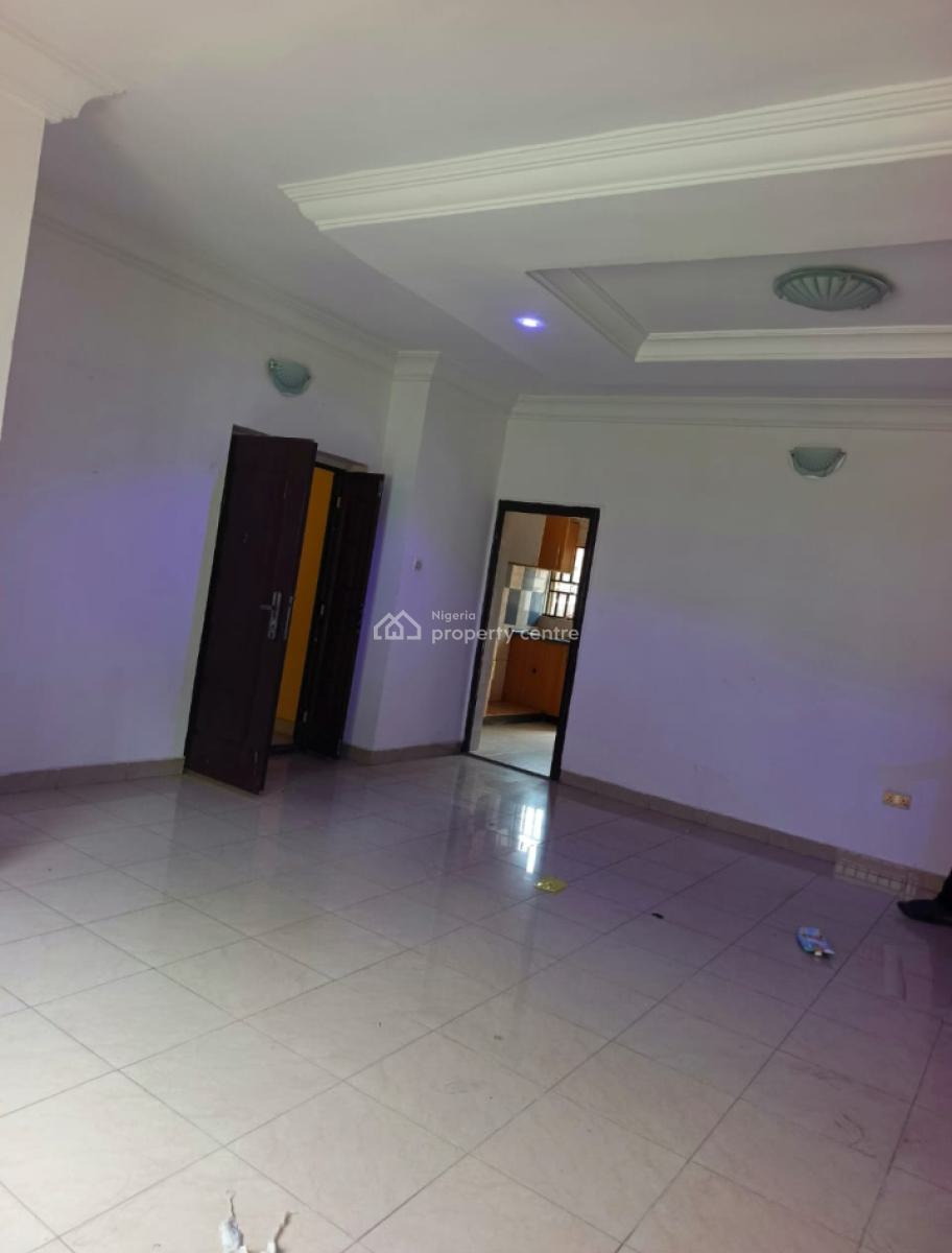 Clean & Spacious 3 Bedroom Flat Apartment, Gra Phase 1, Magodo, Lagos, Flat / Apartment for Rent