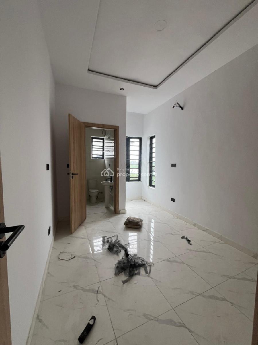 Neatly Built 4 Bedroom Terrace  Duplex with Bq, Lekki, Lagos, Terraced Duplex for Sale