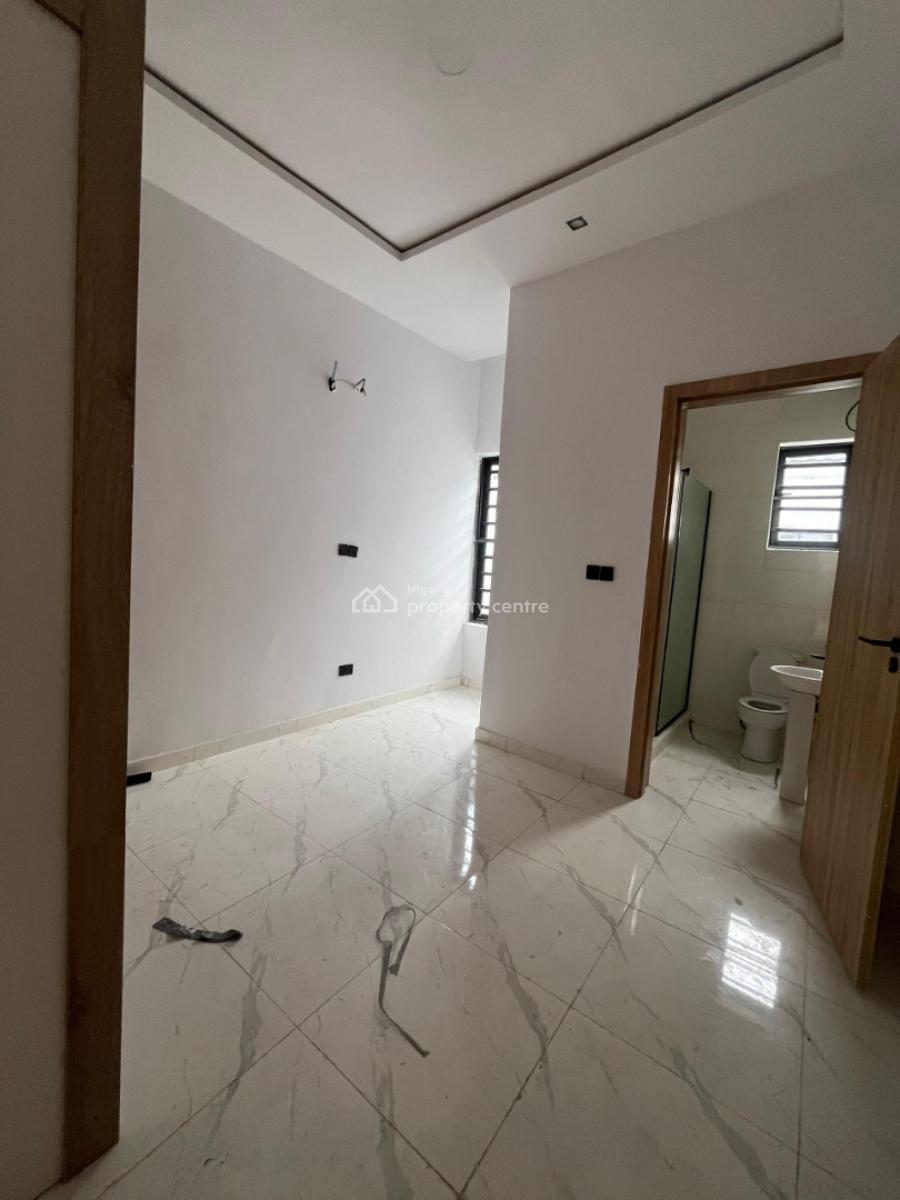 Neatly Built 4 Bedroom Terrace  Duplex with Bq, Lekki, Lagos, Terraced Duplex for Sale