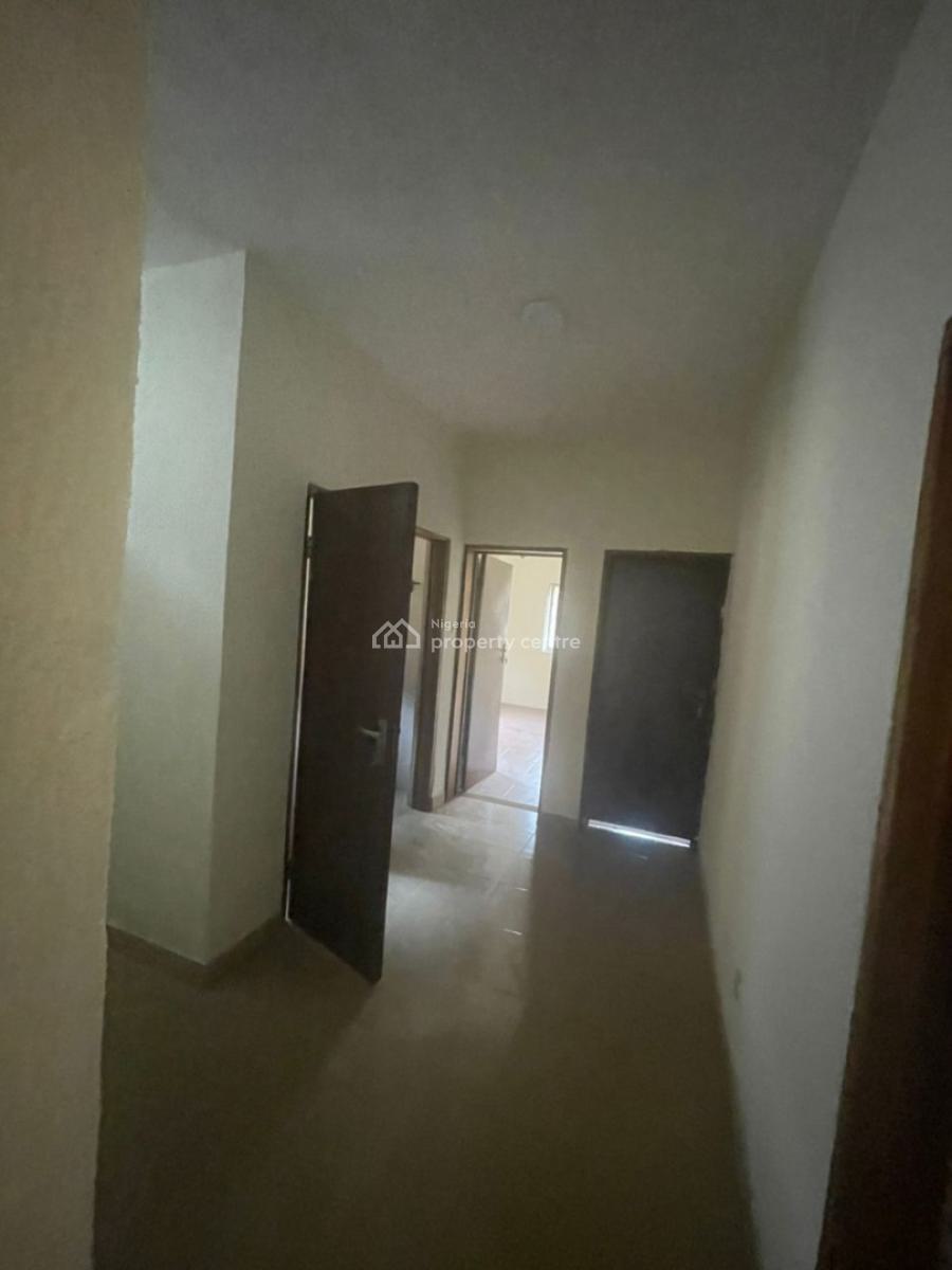 3 Bedrooms Flat, Gra Phase 2, Magodo, Lagos, Flat / Apartment for Rent