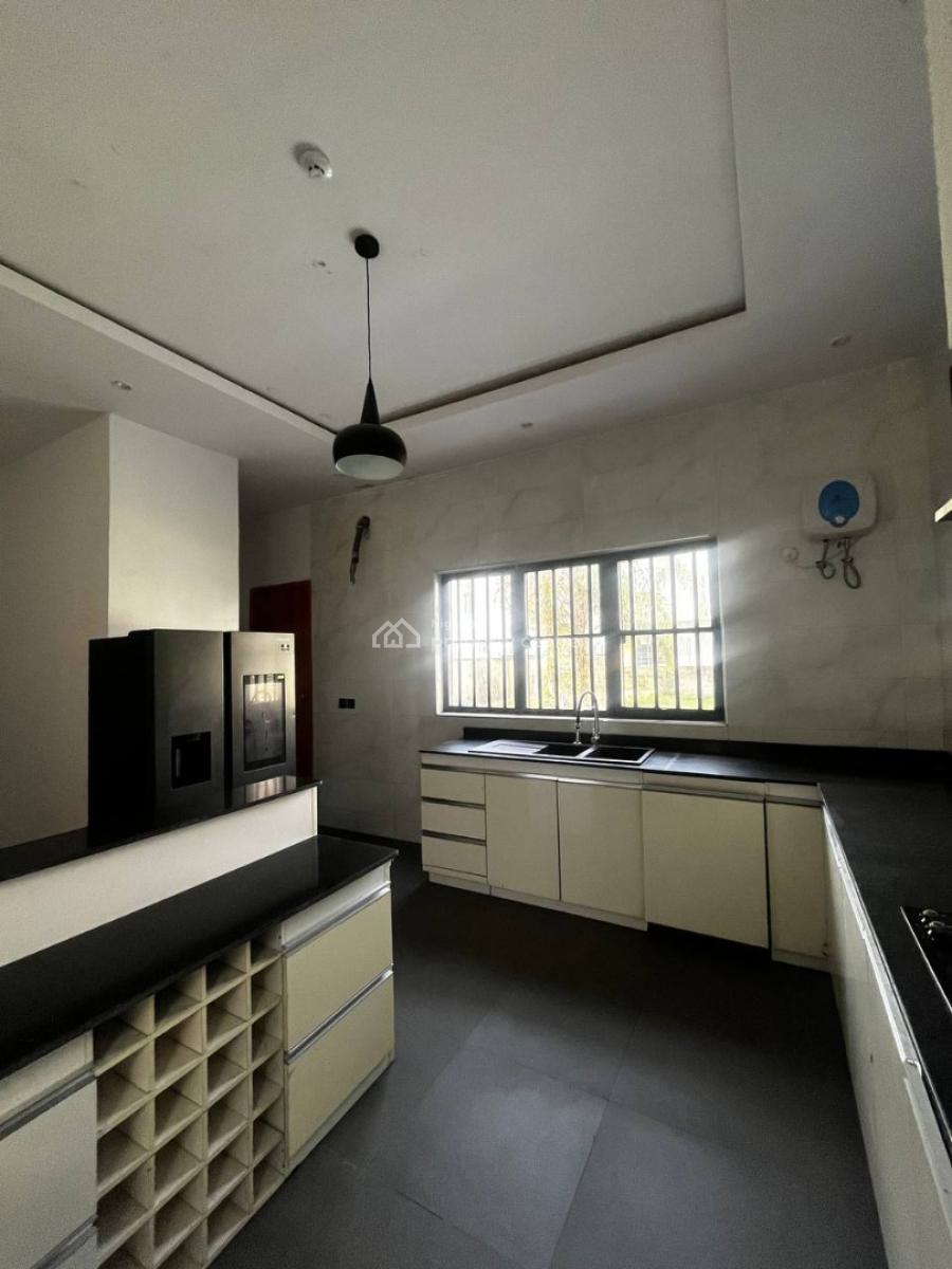 4 Bedroom  Detached House with Bq, Orchid, Lekki, Lagos, Detached Duplex for Sale