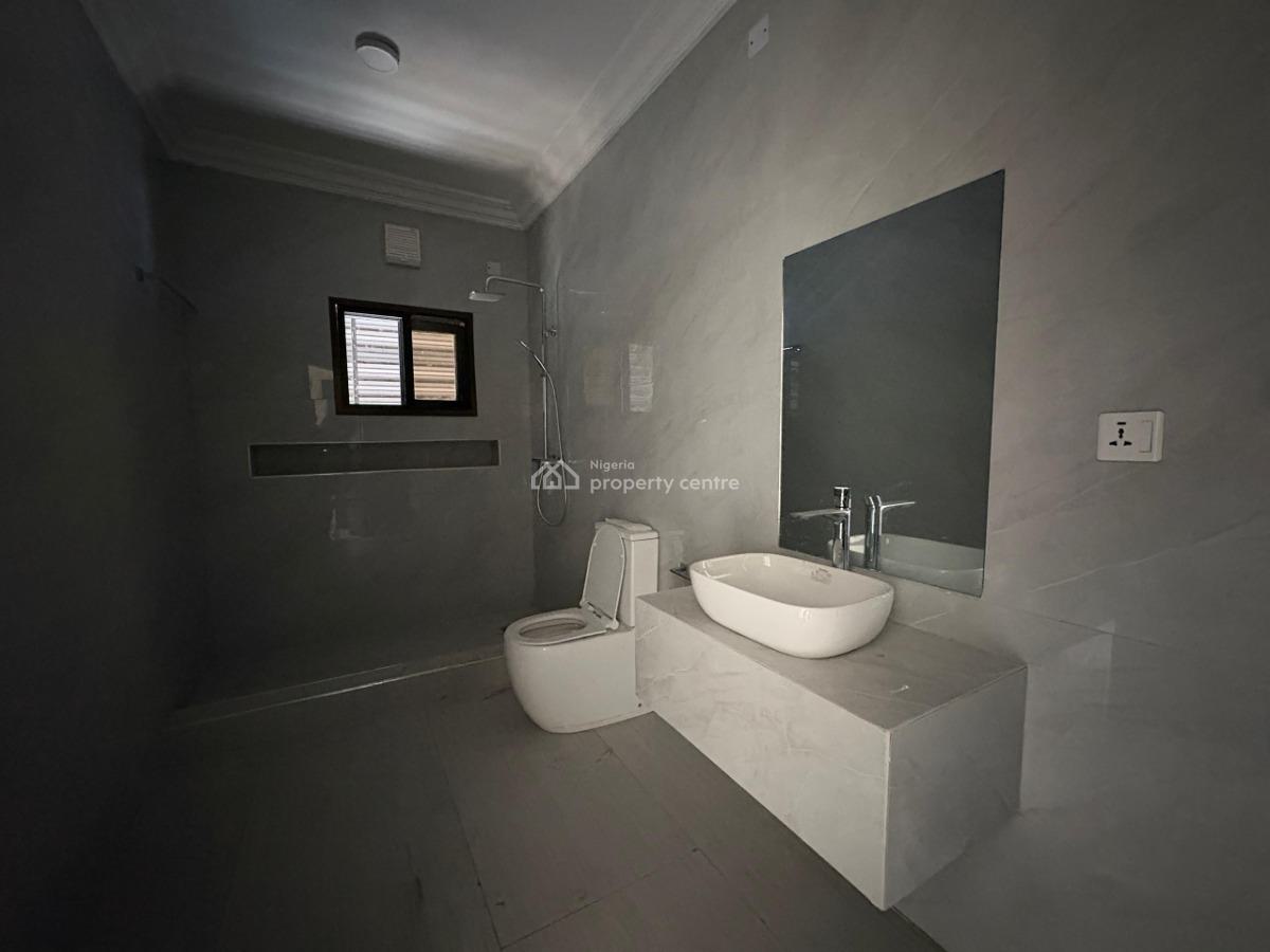 Sharp N Spacious 3bedroom with Bq Pool Fully Serviced, Off Admiralty Way, Lekki Phase 1, Lekki, Lagos, Flat / Apartment for Rent