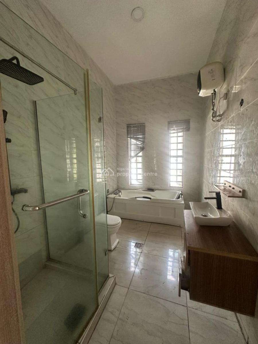 Masters Bedroom Sharing Kitchen, Orchid, Lekki, Lagos, Flat / Apartment for Rent