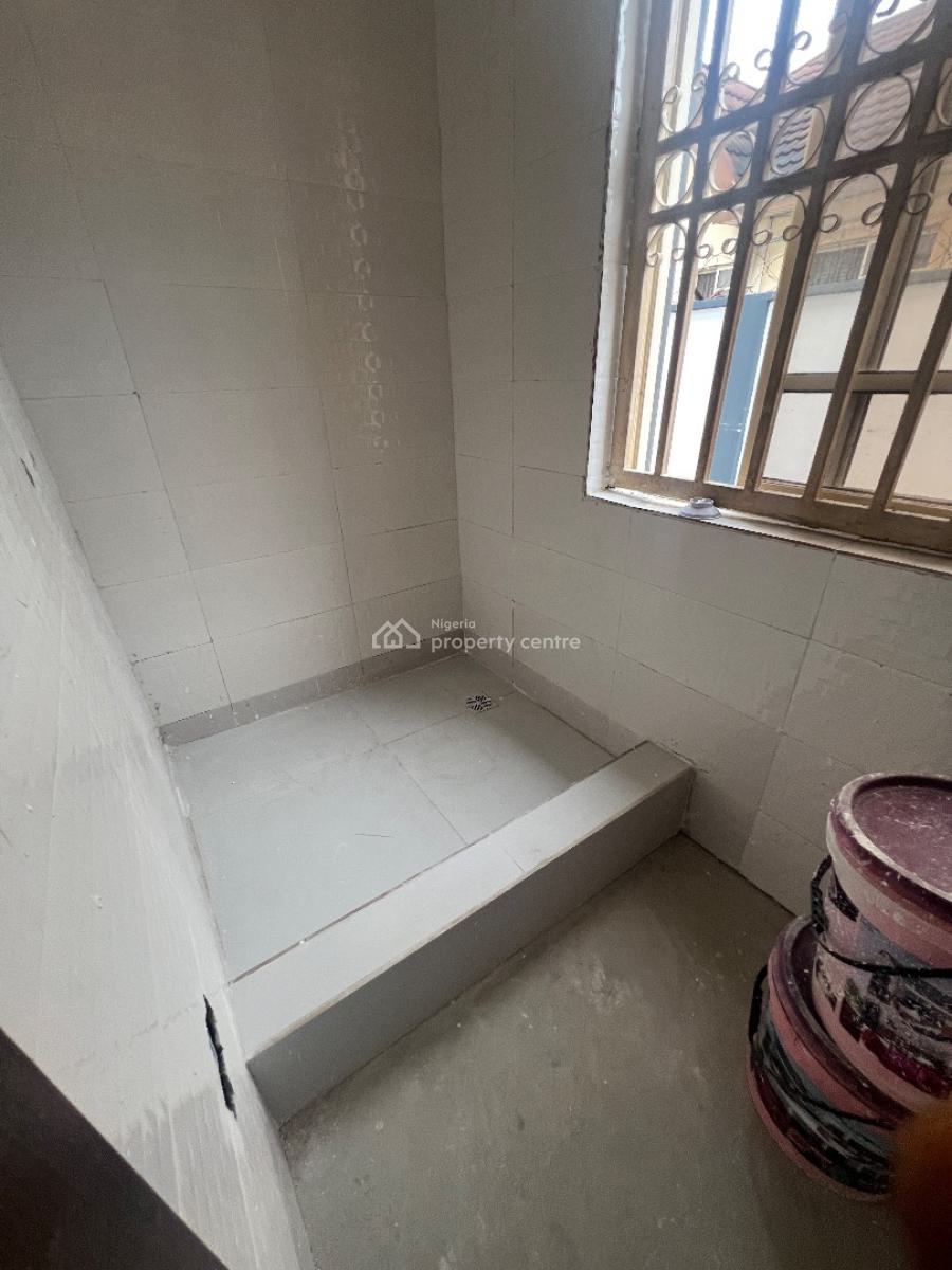 Serviced 2 Bedroom Flat, Off Admiralty Way, Lekki Phase 1, Lekki, Lagos, Flat / Apartment for Rent