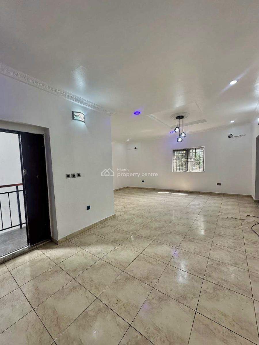 Exquisitely 2 Bedroom Apartment, Lekki Phase 1, Lekki, Lagos, Flat / Apartment for Rent