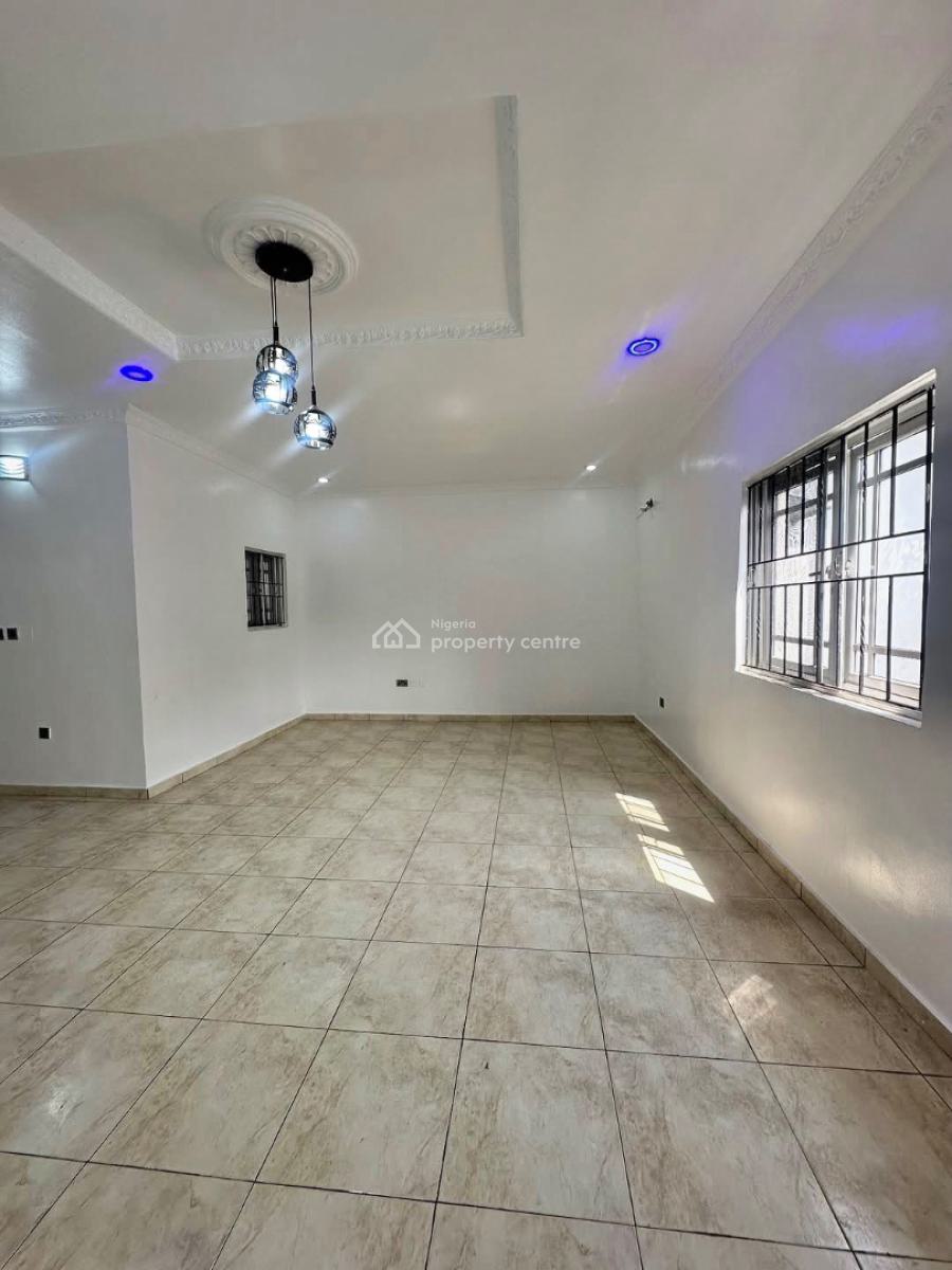 Exquisitely 2 Bedroom Apartment, Lekki Phase 1, Lekki, Lagos, Flat / Apartment for Rent