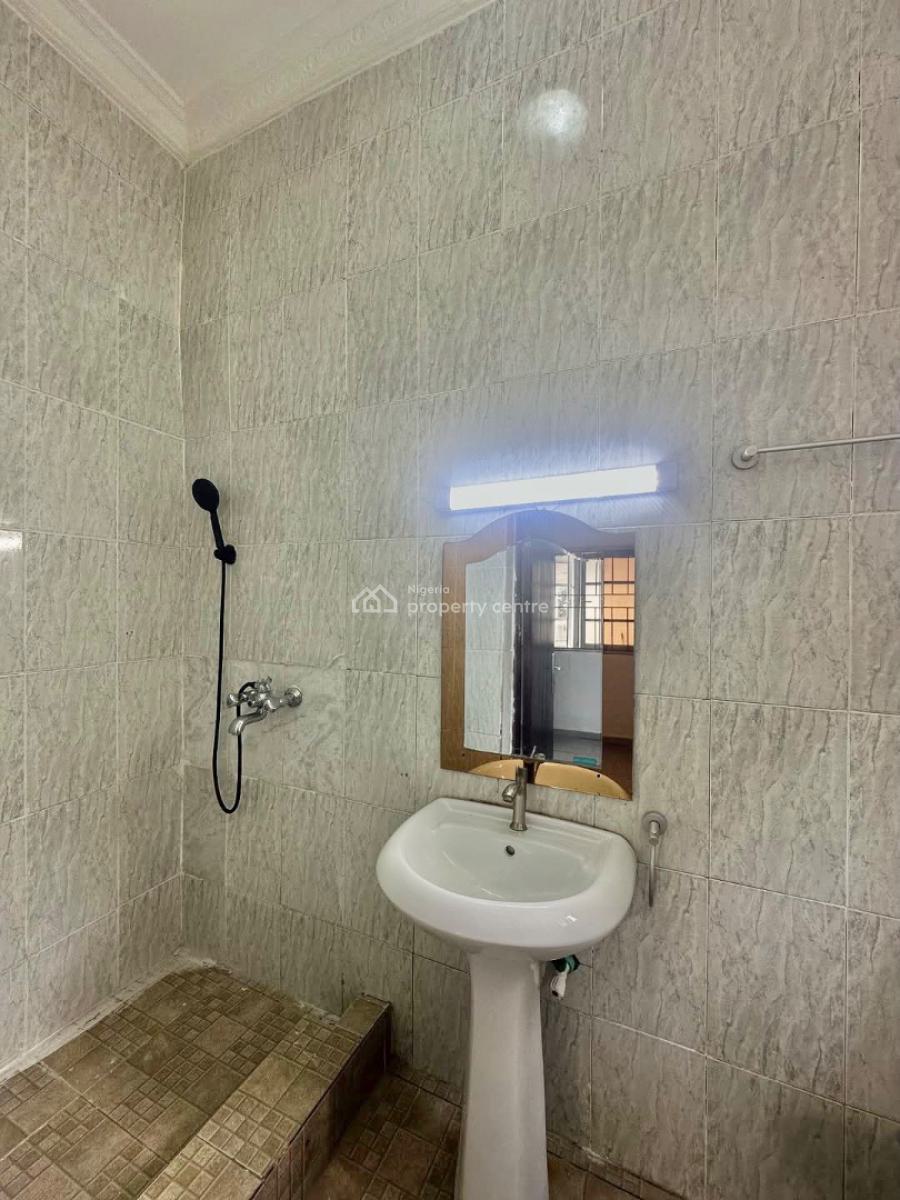 Exquisitely 2 Bedroom Apartment, Lekki Phase 1, Lekki, Lagos, Flat / Apartment for Rent