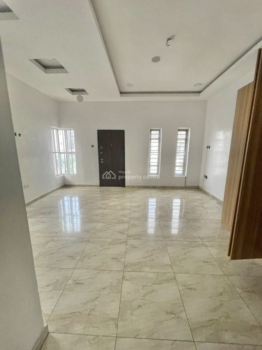 Well Maintained 4 Bedroom Semi Detached Duplex with Bq, Ologolo, Lekki, Lagos, Semi-detached Duplex for Rent