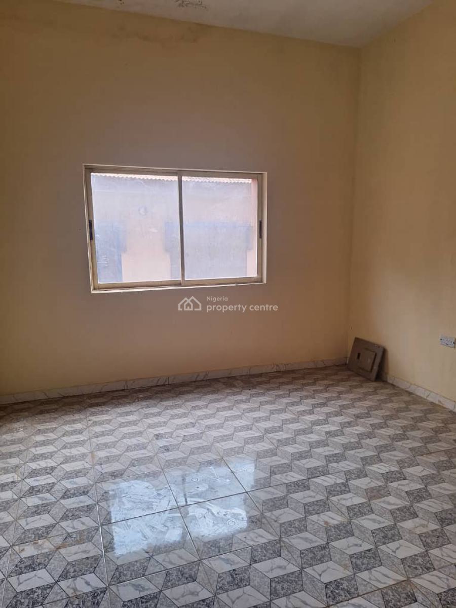 Clean 2 Bedroom Flat Apartment, Unilag Estate, Gra Phase 1, Magodo, Lagos, Flat / Apartment for Rent