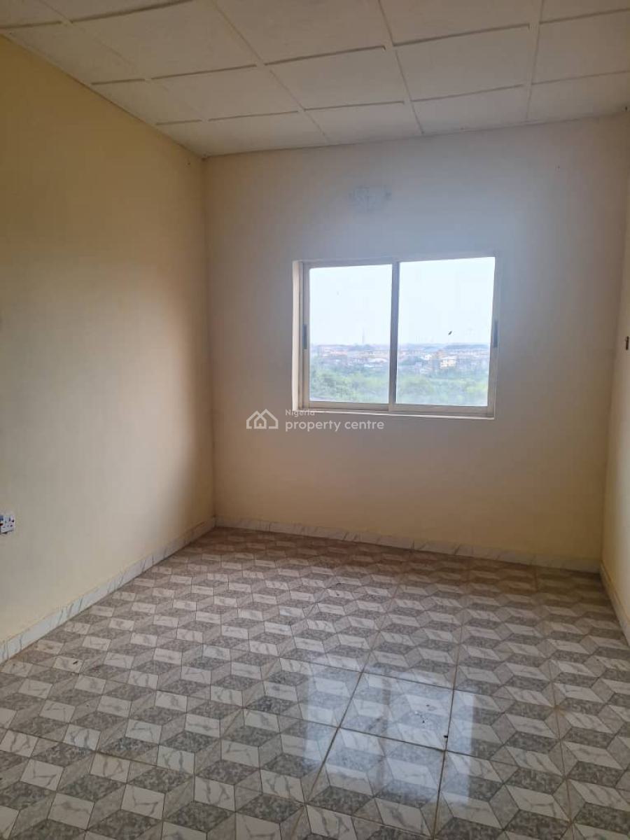Clean 2 Bedroom Flat Apartment, Unilag Estate, Gra Phase 1, Magodo, Lagos, Flat / Apartment for Rent