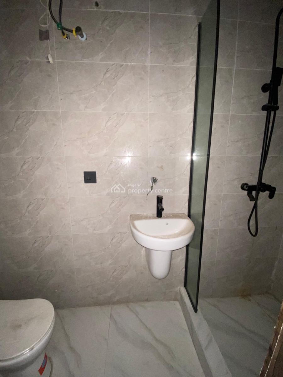 2 Bedroom Apartment with Swimming Pool, Ikate, Lekki, Lagos, Flat / Apartment for Sale