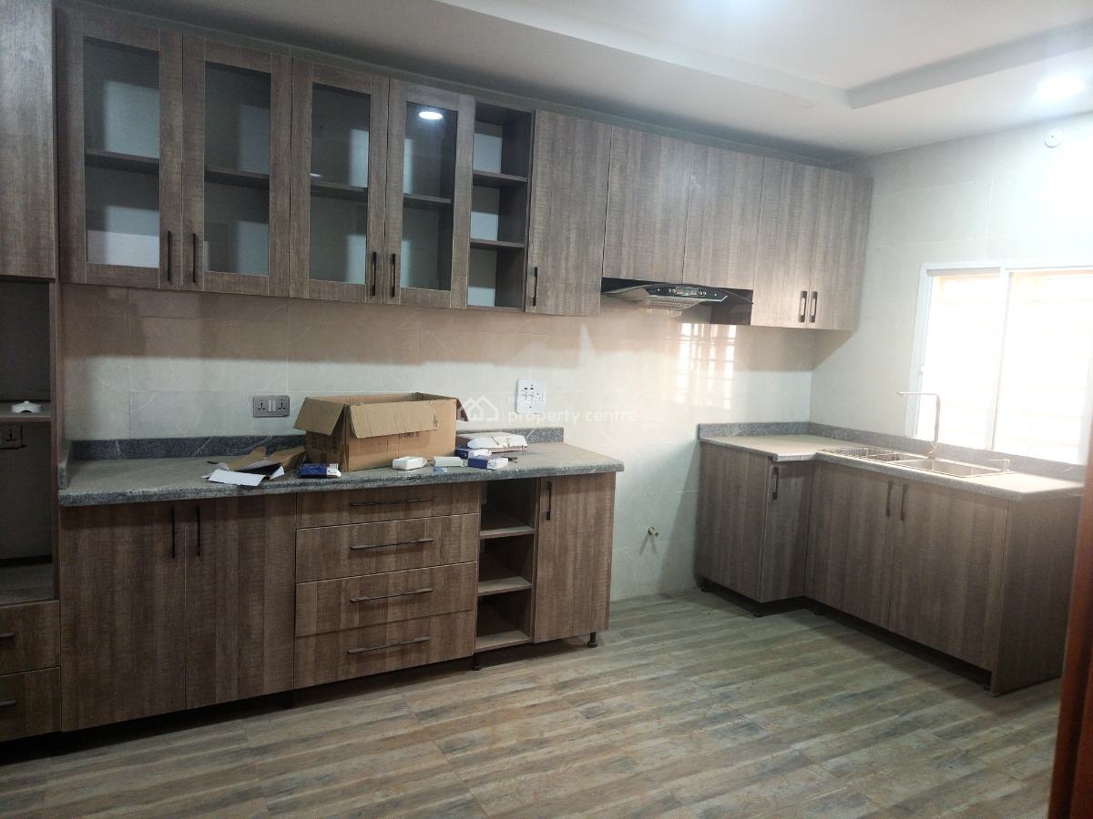 Massive 4 Bedroom Detached Duplex with Bq, 2nd Avenue, Gwarinpa, Abuja, Terraced Duplex for Rent