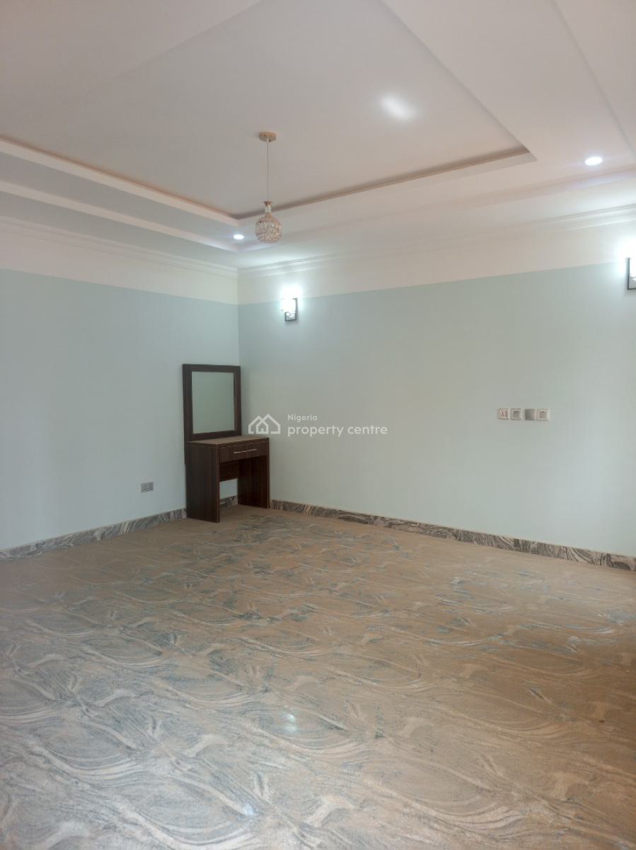 Massive 4 Bedroom Detached Duplex with Bq, 2nd Avenue, Gwarinpa, Abuja, Terraced Duplex for Rent