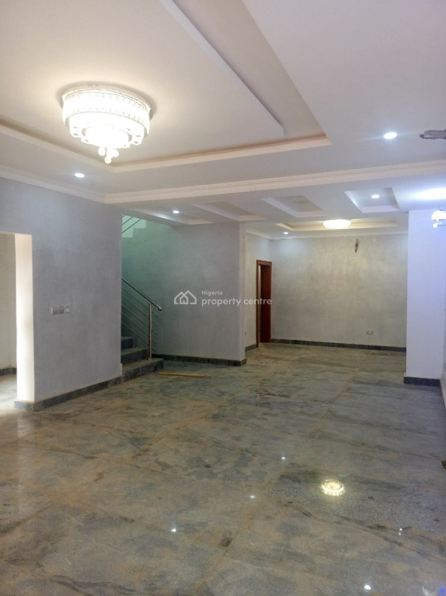 Massive 4 Bedroom Detached Duplex with Bq, 2nd Avenue, Gwarinpa, Abuja, Terraced Duplex for Rent