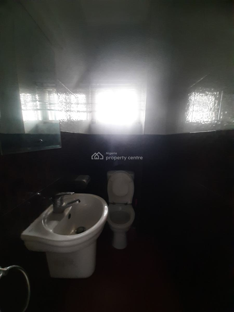 Furnished and Serviced 2 Bedroom En-suite Flat with Fitted Kitchen, Lekki Phase 1, Lekki, Lagos, Flat / Apartment for Rent