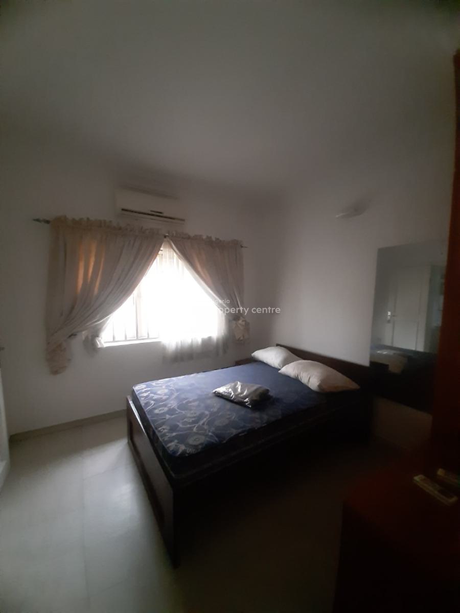 Furnished and Serviced 2 Bedroom En-suite Flat with Fitted Kitchen, Lekki Phase 1, Lekki, Lagos, Flat / Apartment for Rent