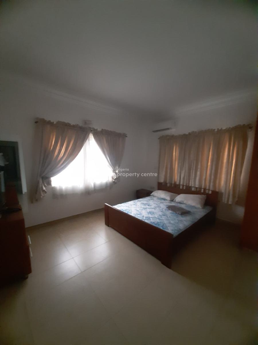 Furnished and Serviced 2 Bedroom En-suite Flat with Fitted Kitchen, Lekki Phase 1, Lekki, Lagos, Flat / Apartment for Rent