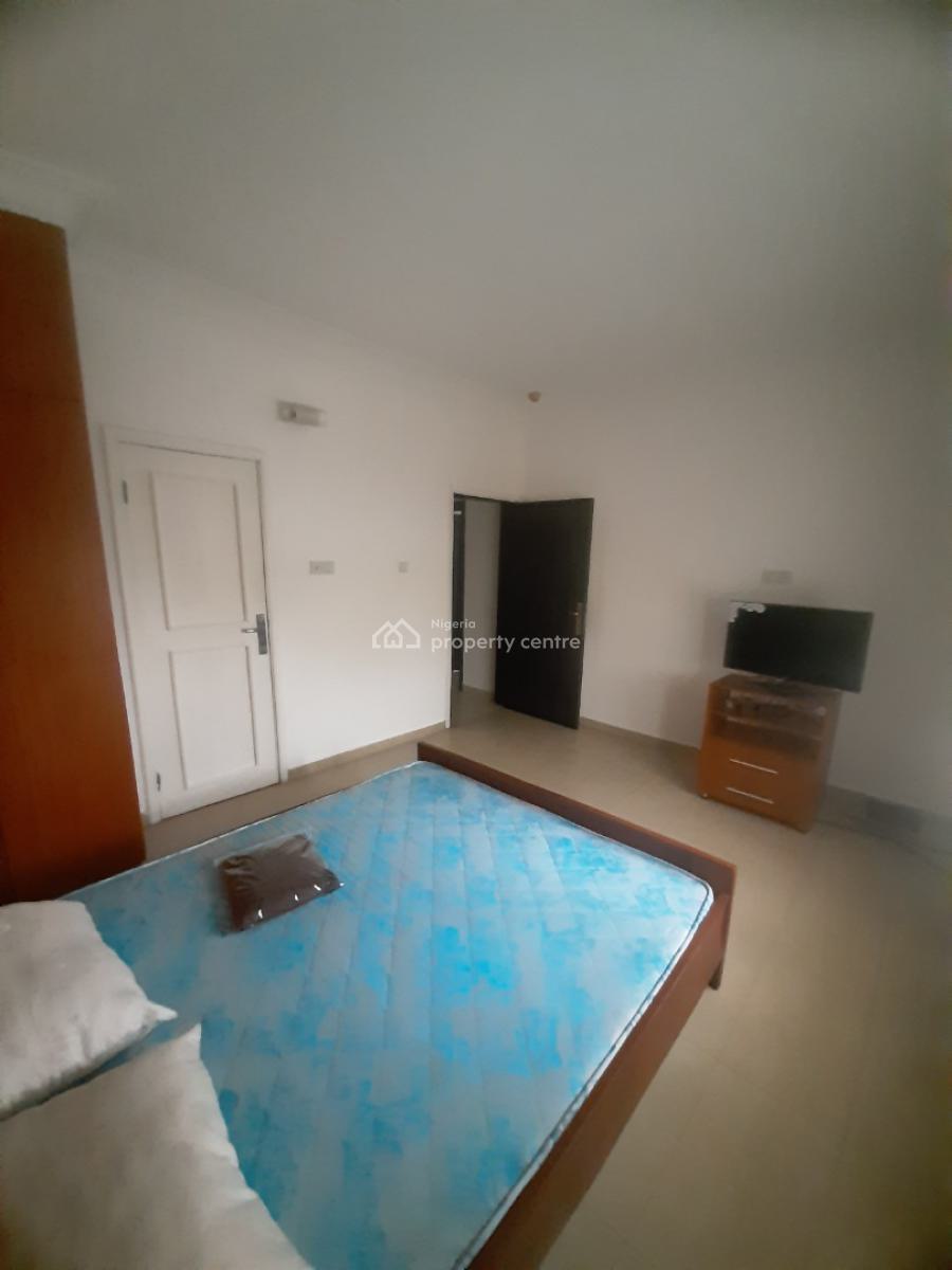 Furnished and Serviced 2 Bedroom En-suite Flat with Fitted Kitchen, Lekki Phase 1, Lekki, Lagos, Flat / Apartment for Rent