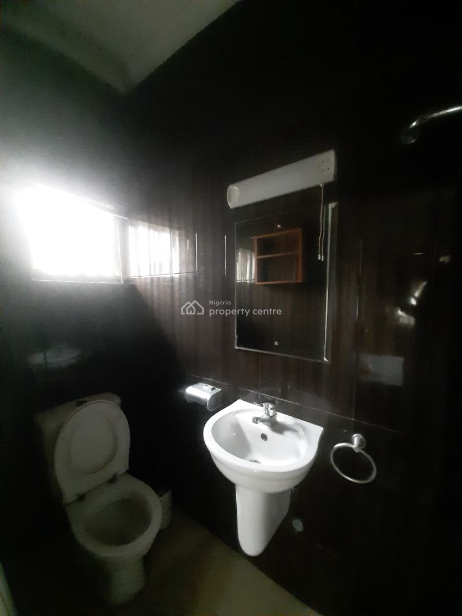 Furnished and Serviced 2 Bedroom En-suite Flat with Fitted Kitchen, Lekki Phase 1, Lekki, Lagos, Flat / Apartment for Rent