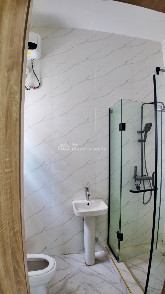 Well Planned & Spacious 5 Bedroom Duplex with Bq, Sangotedo, Ajah, Lagos, Detached Duplex for Sale