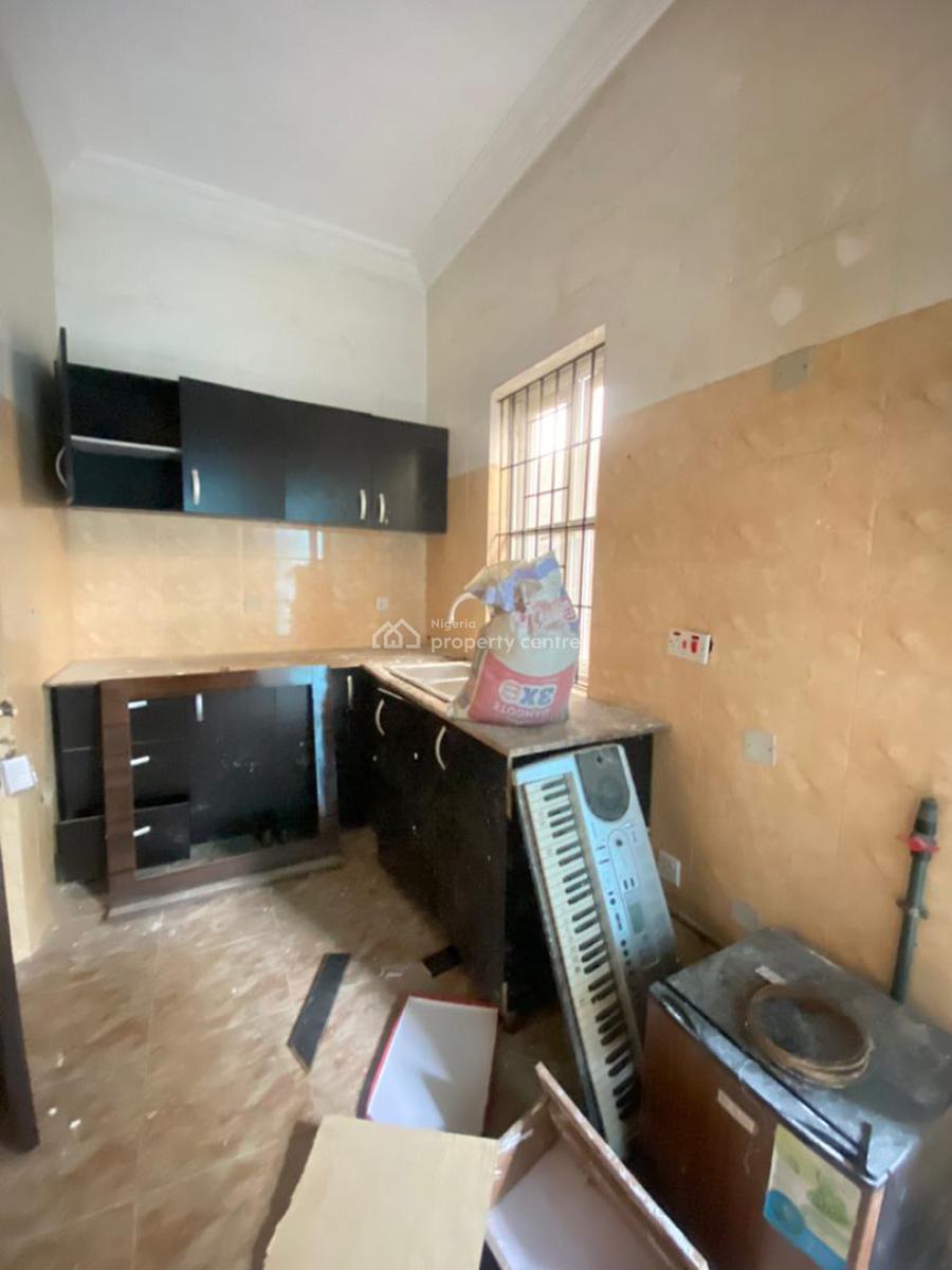 Clean and Spacious 2 Bedroom Apartments in a Good Location, Off Freedom Way, Lekki Phase 1, Lekki, Lagos, Flat / Apartment for Rent
