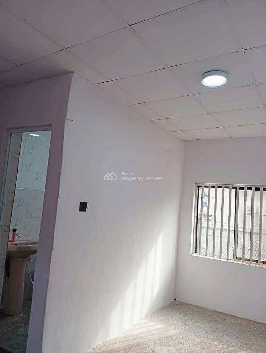 Spacious 4 Bedroom Semi Detached House (self Compound) with Bq, Shangisha, Gra Phase 2, Magodo, Lagos, Semi-detached Duplex for Rent