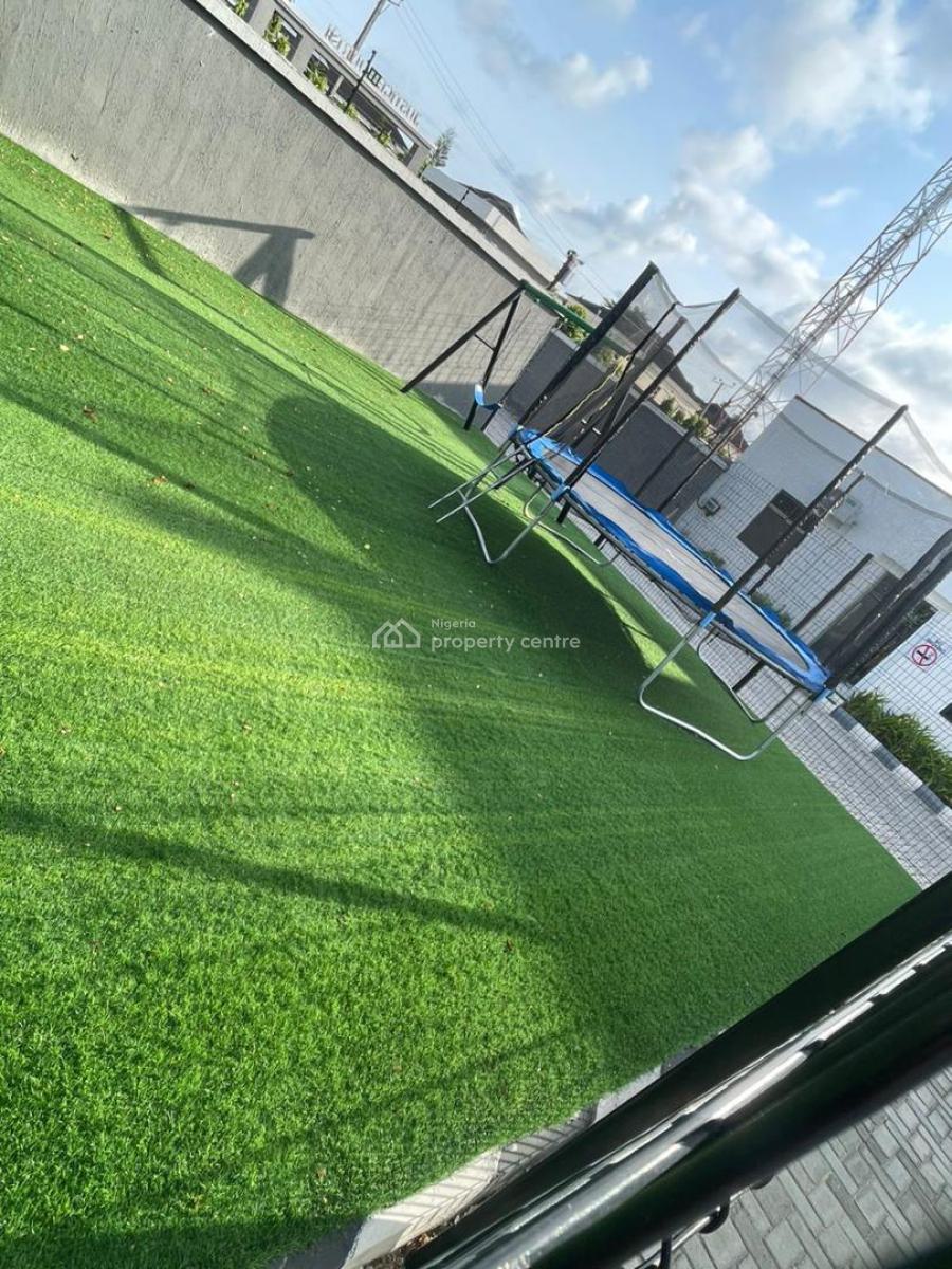 Room and Parlour Mini Flat, Admiralty Way, Lekki Phase 1, Lekki, Lagos, Mini Flat (room and Parlour) for Rent