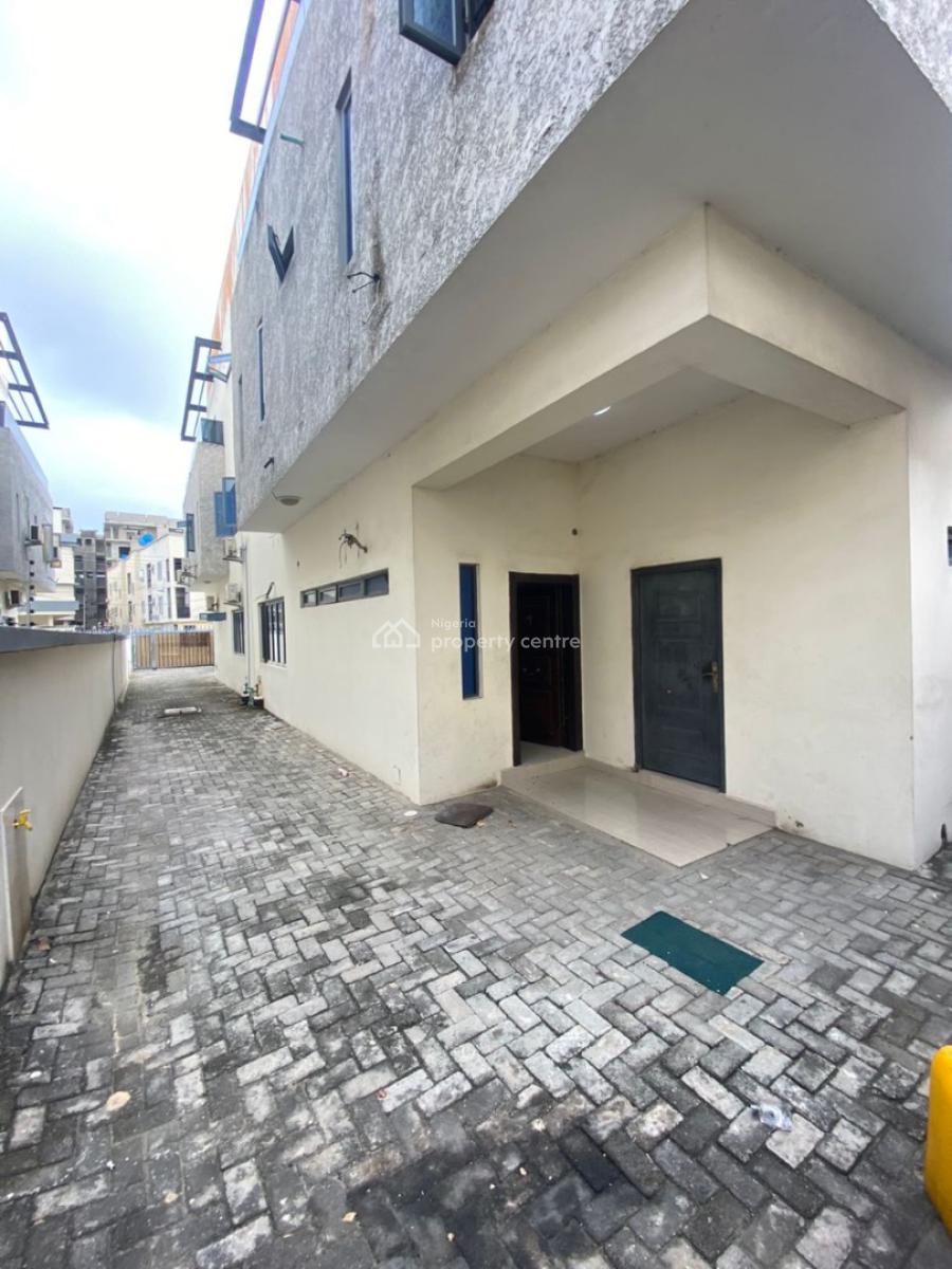 Spacious 3 Semidetached Duplex with Bq in a Good Location, Off Freedom Way, Lekki Phase 1, Lekki, Lagos, Semi-detached Duplex for Rent