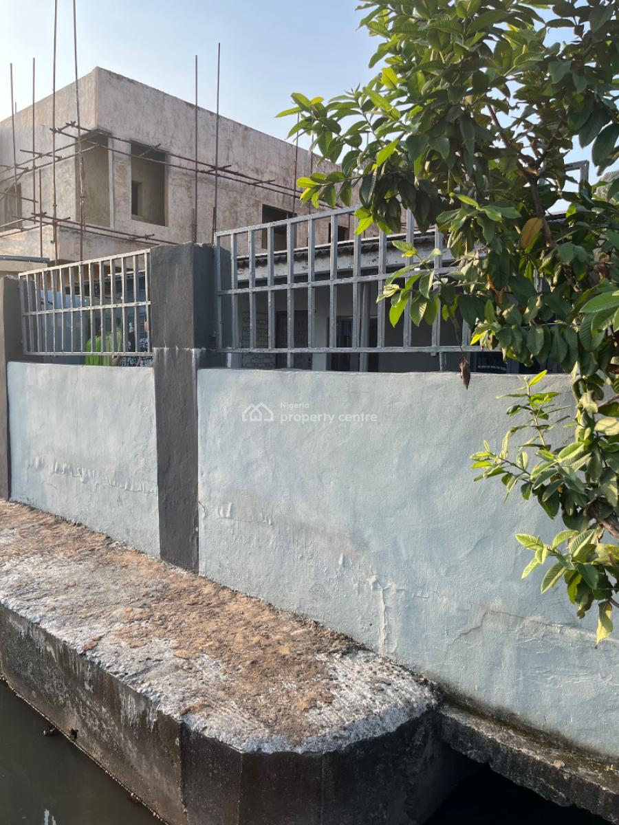 Elegant 4 Bedrooms Bungalow, Adeniran Ogunsanya, Surulere, Lagos, Detached Bungalow for Sale