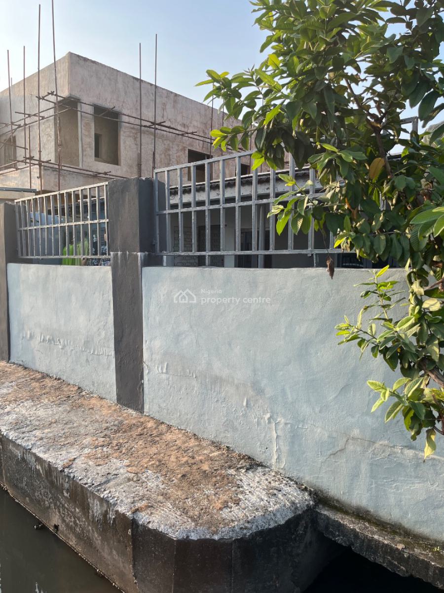 Elegant 4 Bedrooms Bungalow, Adeniran Ogunsanya, Surulere, Lagos, Detached Bungalow for Sale