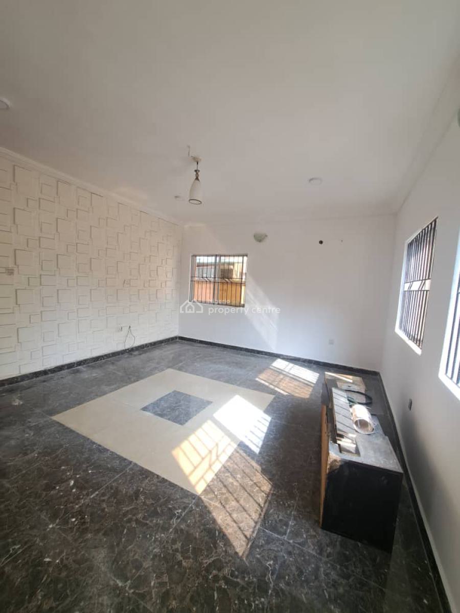 Luxury and Spacious 3 Bedroom Apartment Upstairs, Salem, Lekki, Lagos, Flat / Apartment for Rent