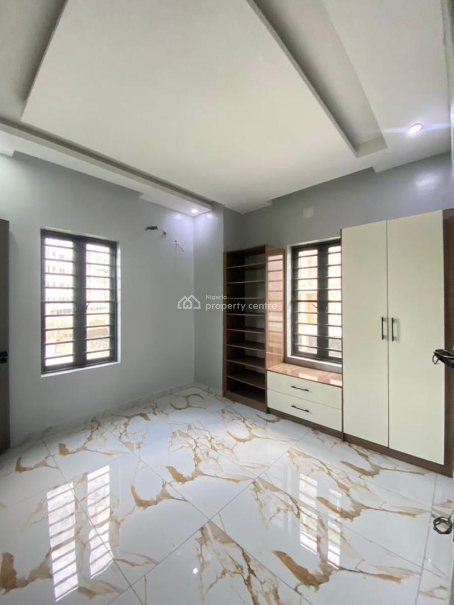 Lovely 2 Bedroom Apartment in an Estate, Off Freedom Way, Lekki Phase 1, Lekki, Lagos, Flat / Apartment for Rent