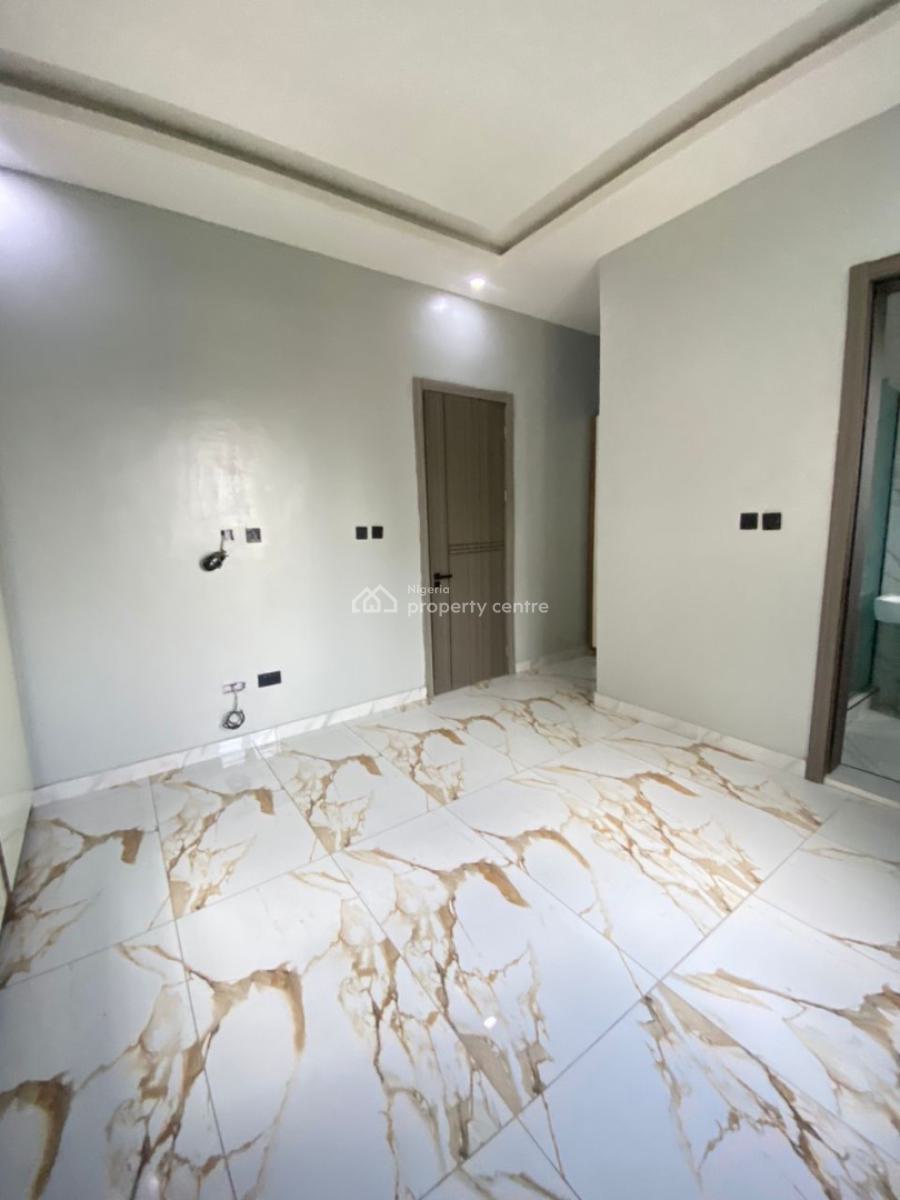 Lovely 2 Bedroom Apartment in an Estate, Off Freedom Way, Lekki Phase 1, Lekki, Lagos, Flat / Apartment for Rent