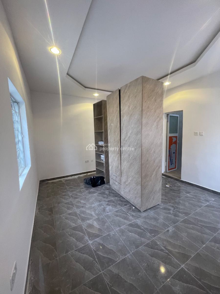 Luxury Specious 3 Bedroom Apartment in a Call to Access Estate, Located Inside Good Estate,2 in The Compound,gym and Swimming Pool Ava, Sangotedo, Ajah, Lagos, Flat / Apartment for Rent