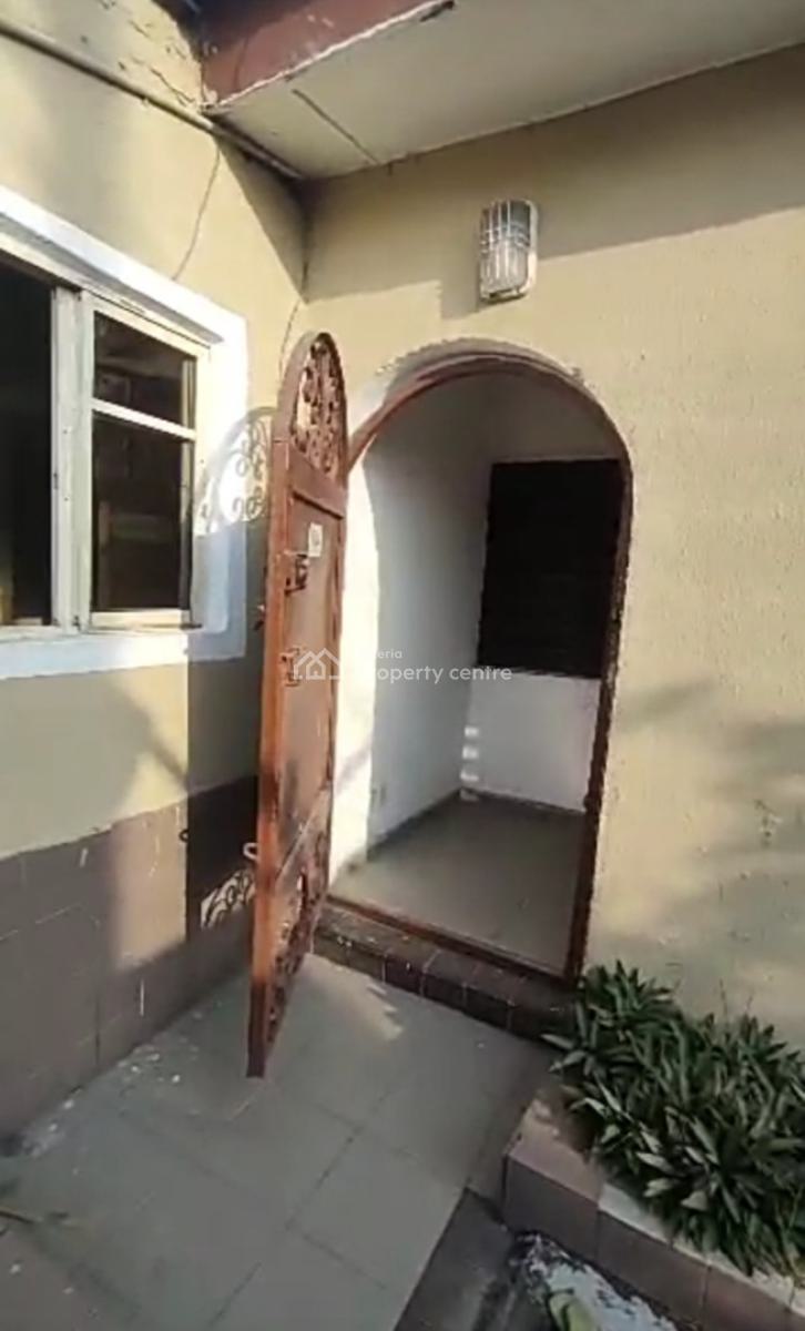 Spacious Room Self Con{ Video}, Abraham Adesanya Estate, Ajah, Lagos, Self Contain (single Rooms) for Rent